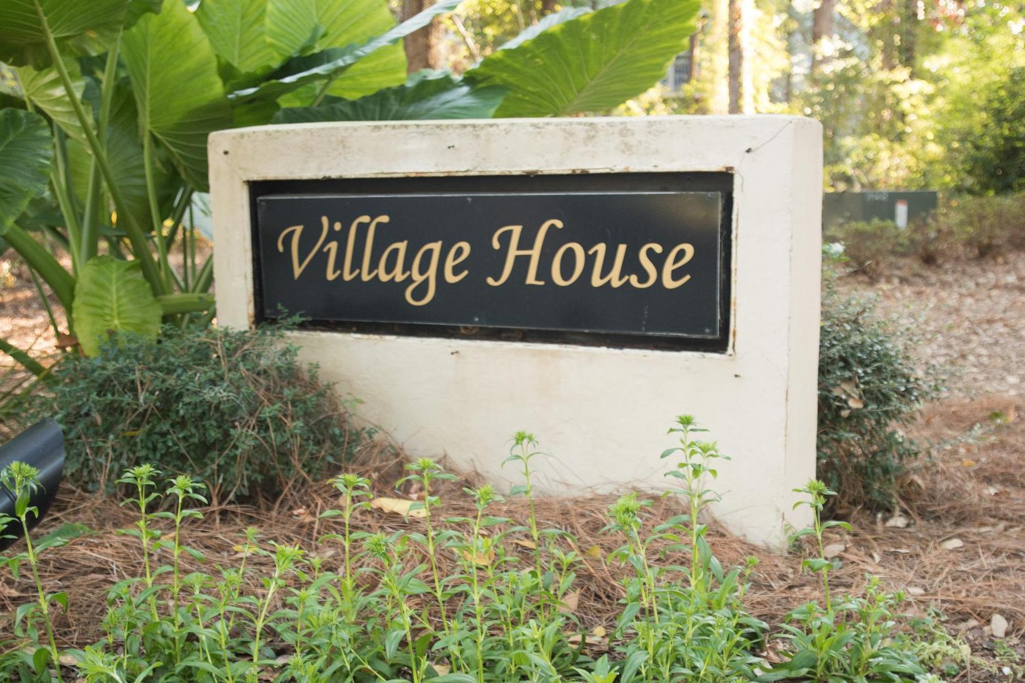 Village House Hilton Head Island Room photo