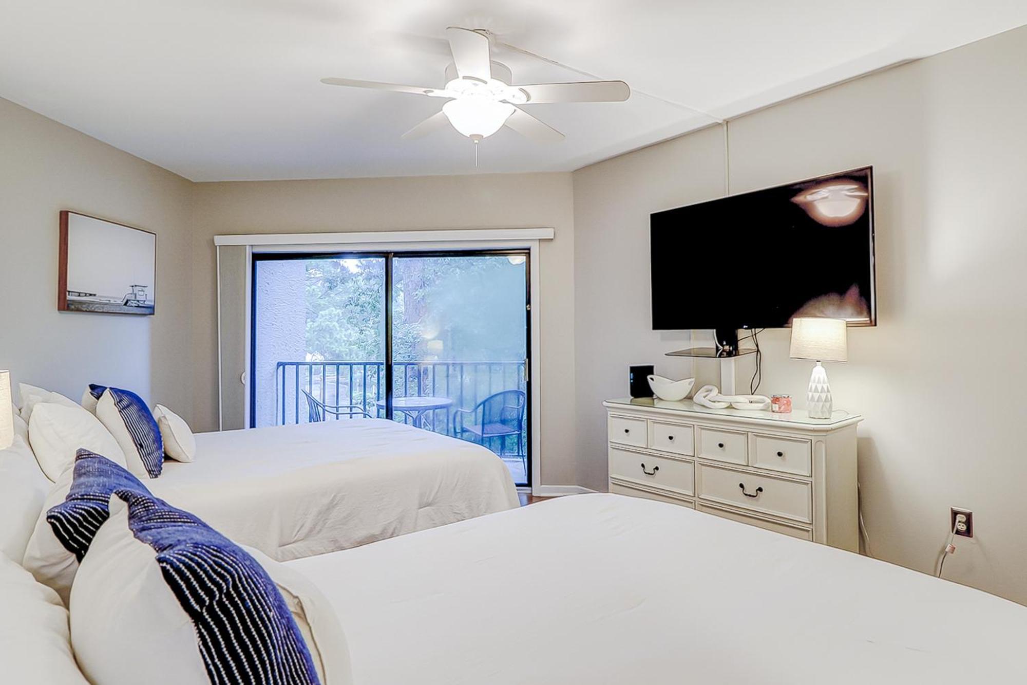 Village House Hilton Head Island Room photo