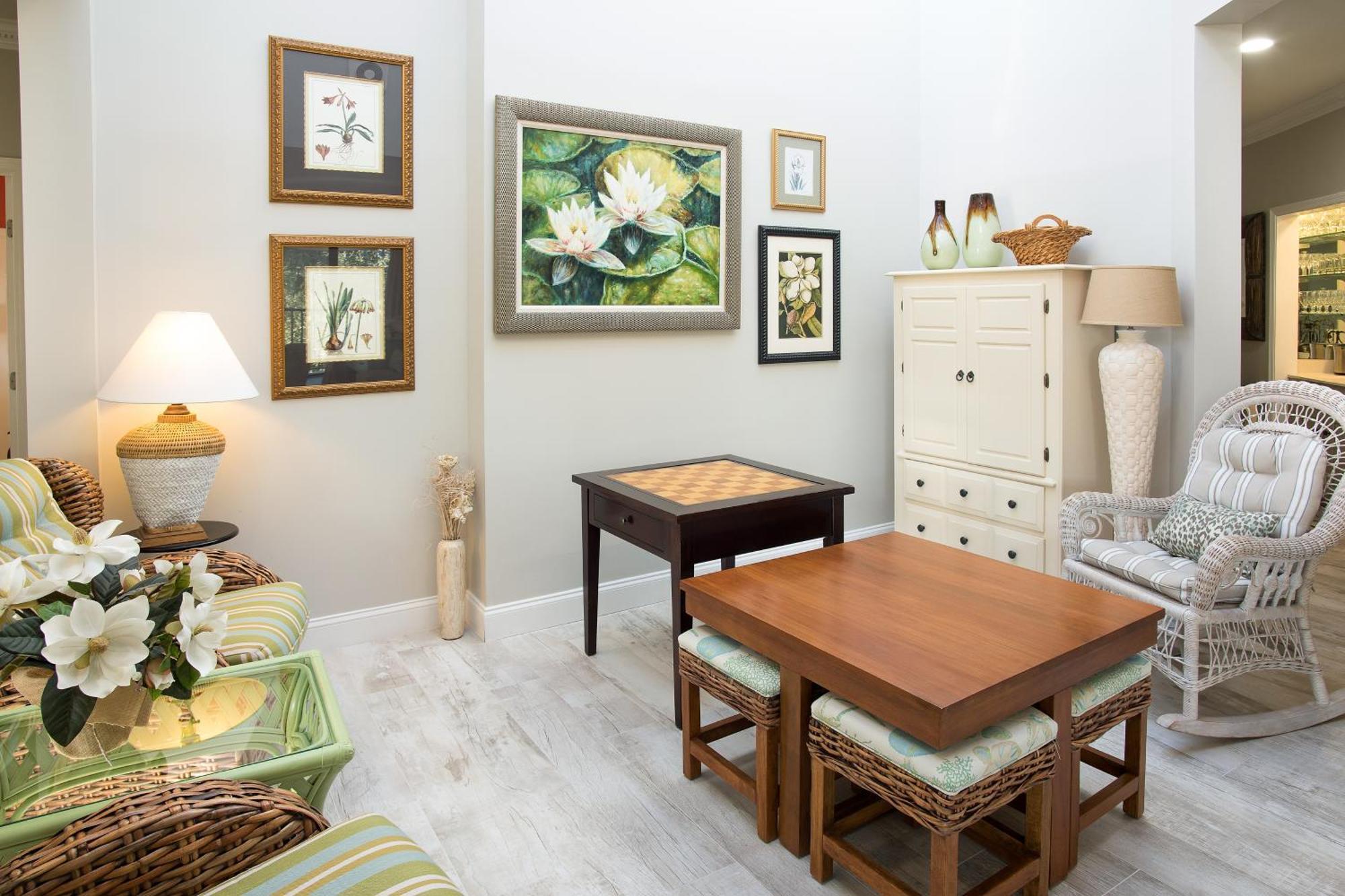 Village House Hilton Head Island Room photo
