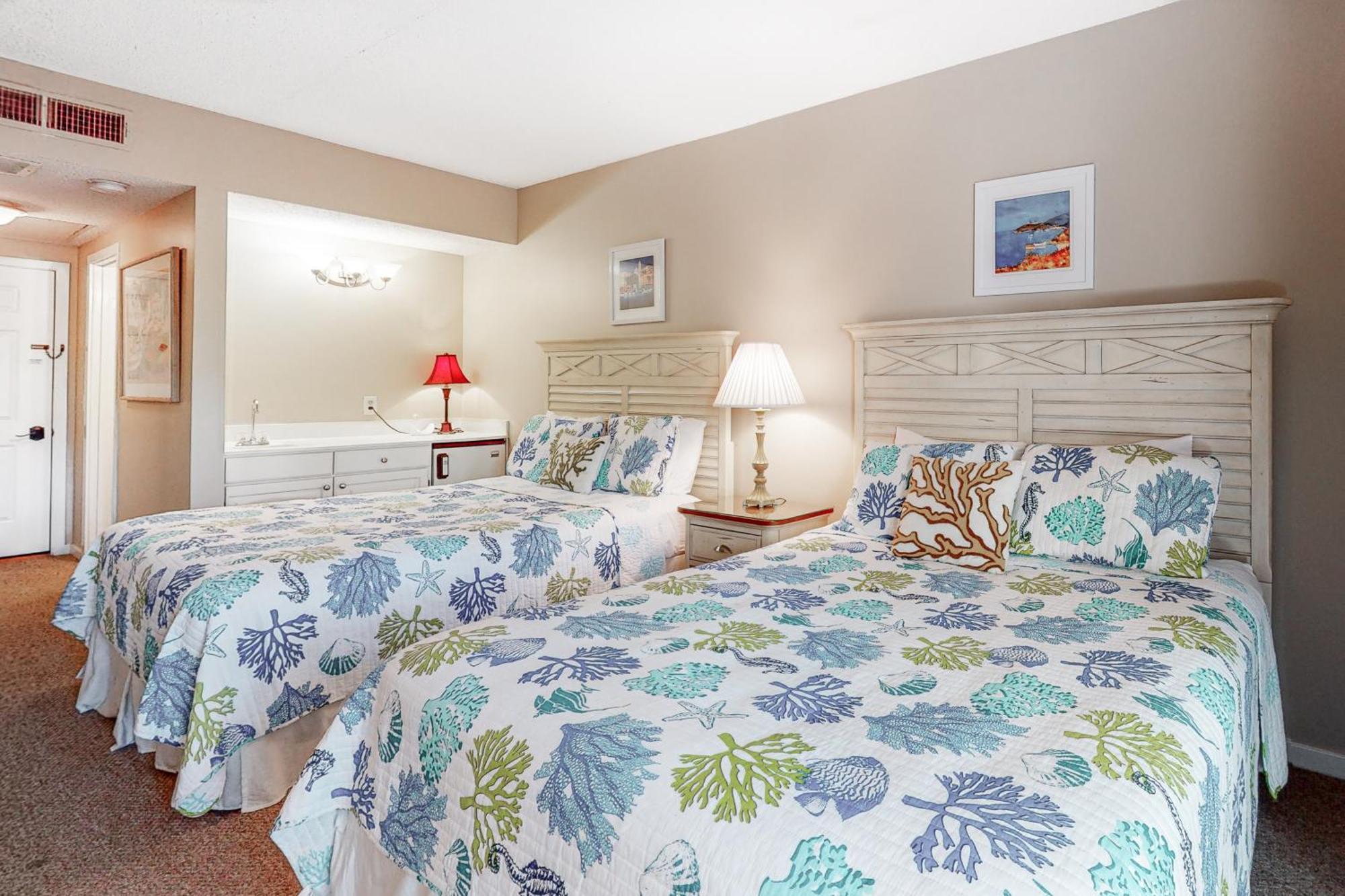 Village House Hilton Head Island Room photo